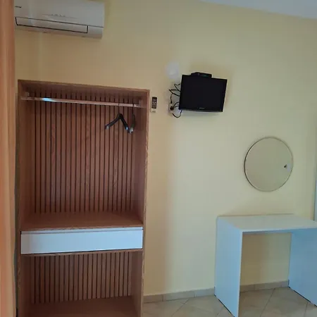 Adriana Apartment Himarë